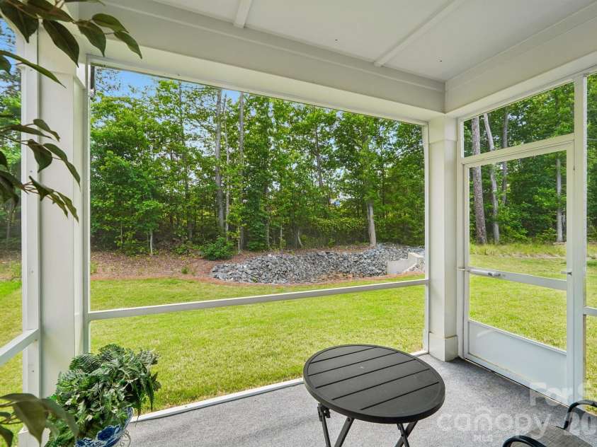 8137 Franklin Trail Street, Charlotte, NC 28227.  MLS# CAR4381069, YatesRealty ID 30530. 
