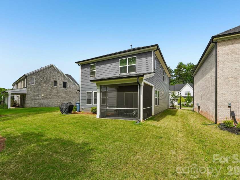 8137 Franklin Trail Street, Charlotte, NC 28227.  MLS# CAR4381069, YatesRealty ID 30530. 