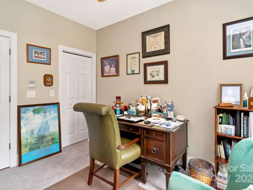 49 Scenic Ridge Drive, Hickory, NC 28601.  MLS# CAR4286788, YatesRealty ID 30531. Bedroom or Office