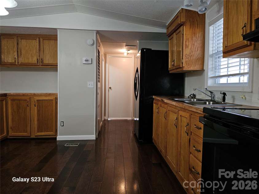 656 Water Street, Bakersville, NC 28705.  MLS# CAR4431229, YatesRealty ID 30531. 