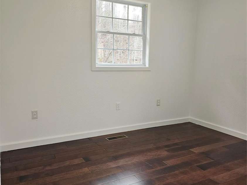 656 Water Street, Bakersville, NC 28705.  MLS# CAR4431229, YatesRealty ID 30531. 