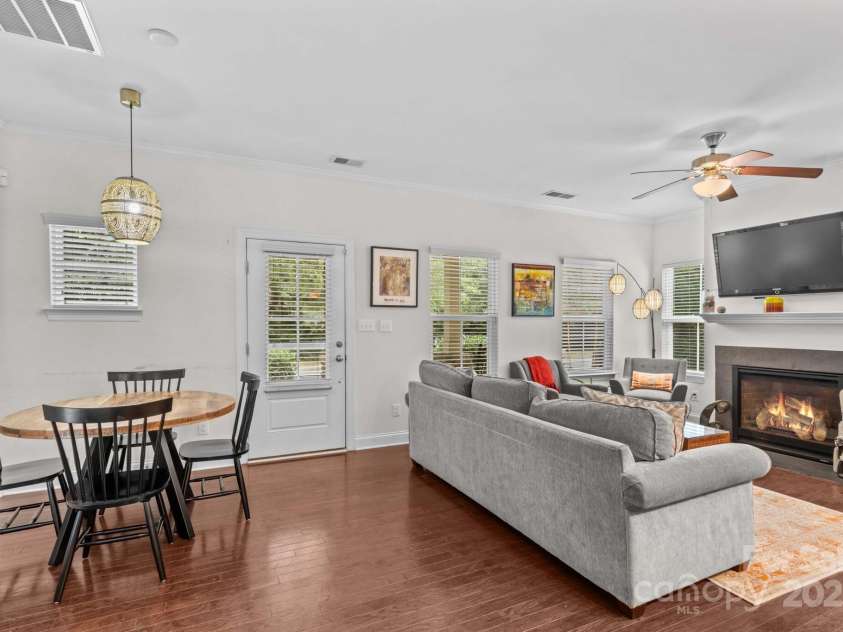 10258 Vanguard Parkway, Huntersville, NC 28078.  MLS# CAR4283731, YatesRealty ID 30534. 