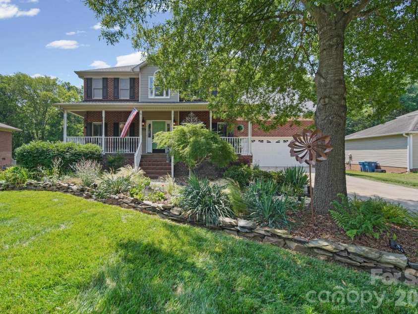 8513 Middleton Circle, Harrisburg, NC 28075.  MLS# CAR4386336, YatesRealty ID 30534. 