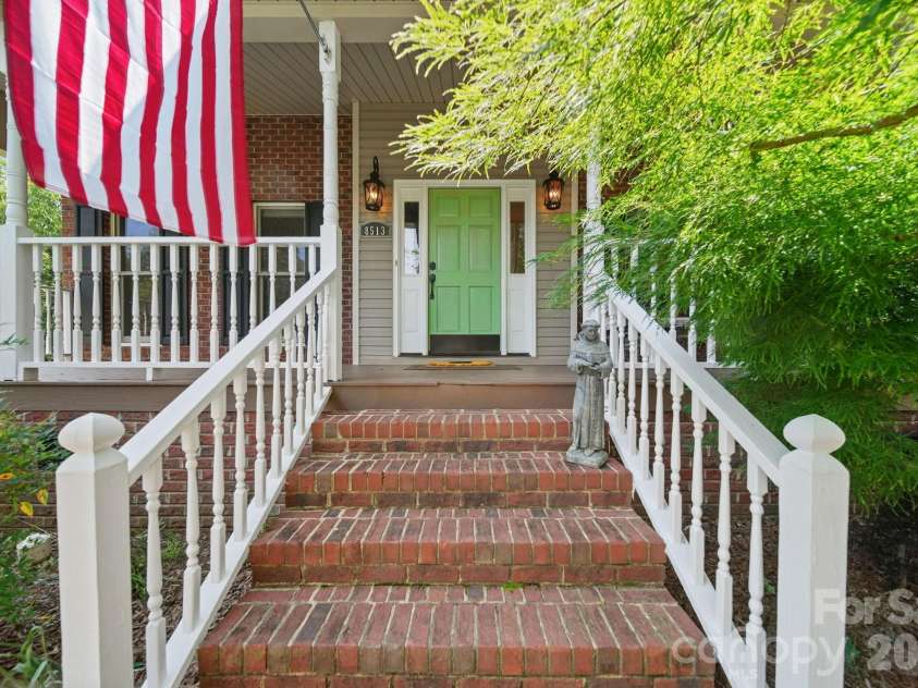 8513 Middleton Circle, Harrisburg, NC 28075.  MLS# CAR4386336, YatesRealty ID 30534. 