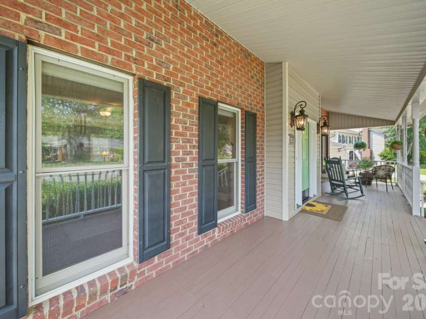 8513 Middleton Circle, Harrisburg, NC 28075.  MLS# CAR4386336, YatesRealty ID 30534. 