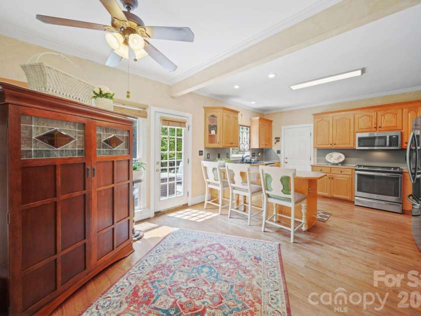 8513 Middleton Circle, Harrisburg, NC 28075.  MLS# CAR4386336, YatesRealty ID 30534. 