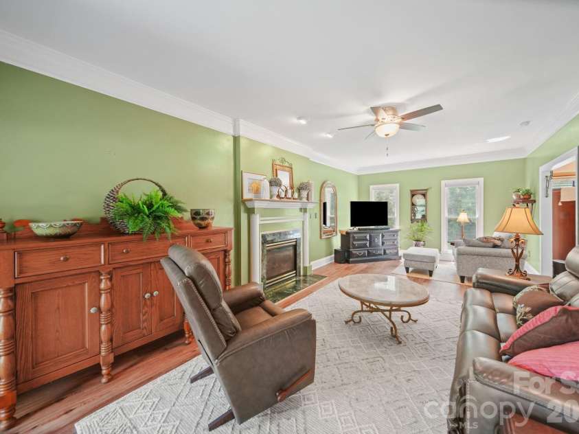 8513 Middleton Circle, Harrisburg, NC 28075.  MLS# CAR4386336, YatesRealty ID 30534. 