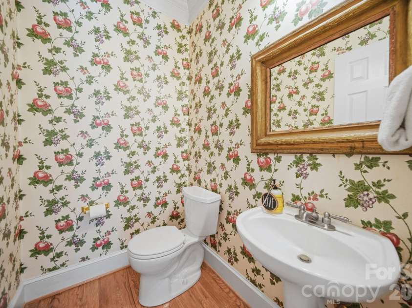 8513 Middleton Circle, Harrisburg, NC 28075.  MLS# CAR4386336, YatesRealty ID 30534. 