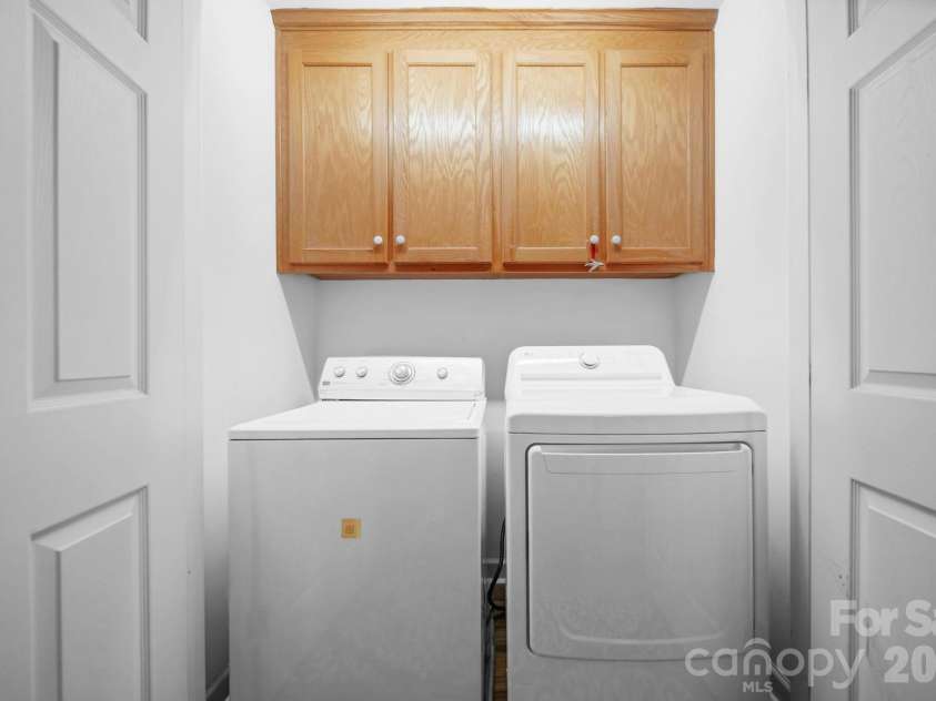 8513 Middleton Circle, Harrisburg, NC 28075.  MLS# CAR4386336, YatesRealty ID 30534. 