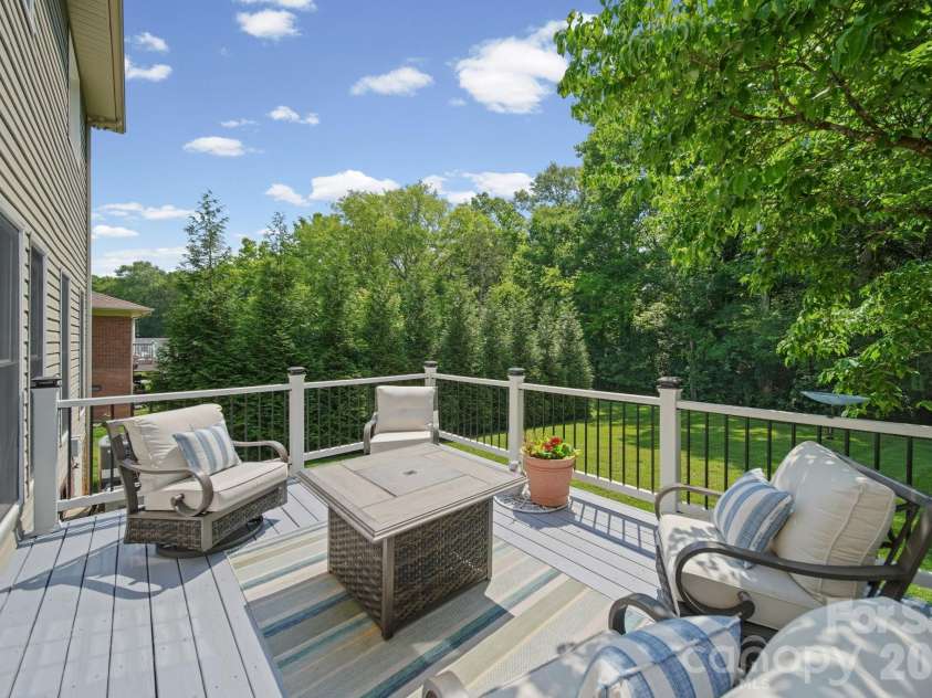 8513 Middleton Circle, Harrisburg, NC 28075.  MLS# CAR4386336, YatesRealty ID 30534. 