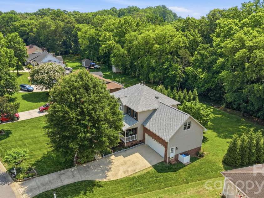8513 Middleton Circle, Harrisburg, NC 28075.  MLS# CAR4386336, YatesRealty ID 30534. 