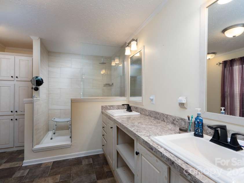 131 Brown Farms Drive, Cleveland, NC 27013.  MLS# CAR4278638, YatesRealty ID 30536. 