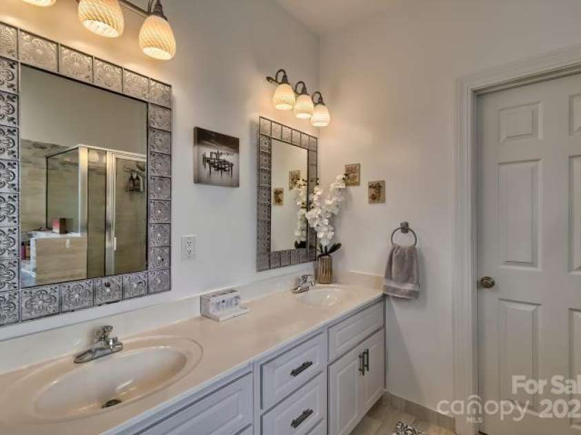 128 Genessee Valley Road, Columbia, SC 29223.  MLS# CAR4283346, YatesRealty ID 30537. 