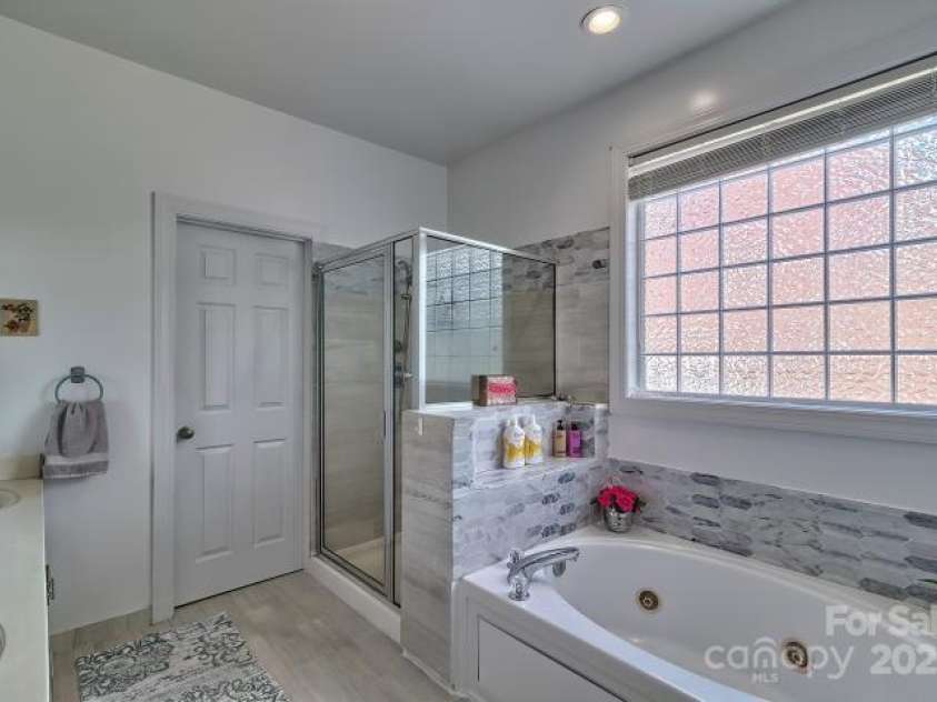 128 Genessee Valley Road, Columbia, SC 29223.  MLS# CAR4323253, YatesRealty ID 30537. 