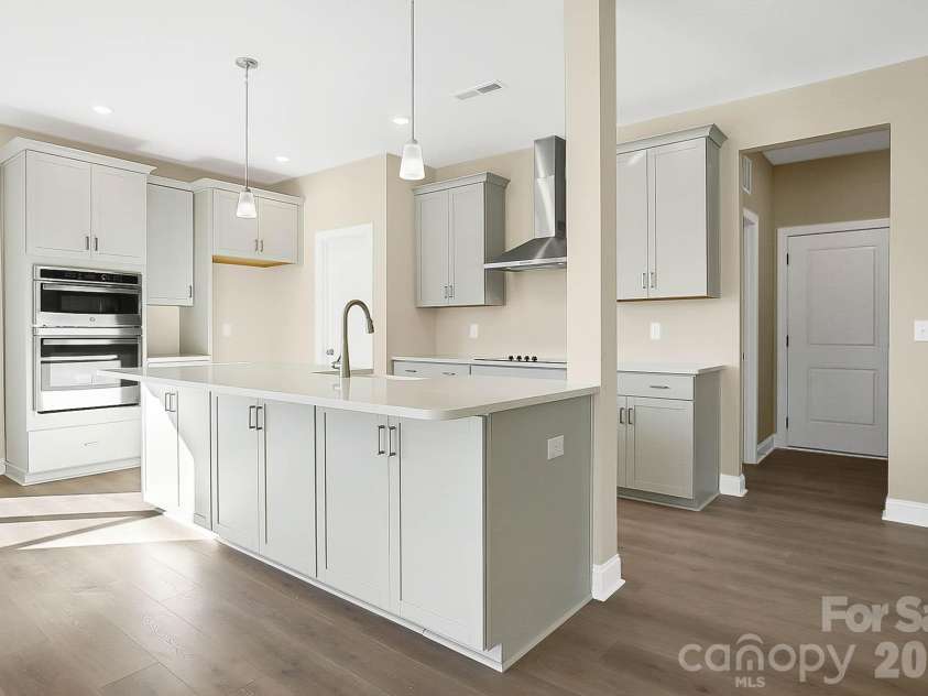 7513 Lancaster Highway, Waxhaw, NC 28173.  MLS# CAR4297548, YatesRealty ID 30537. 