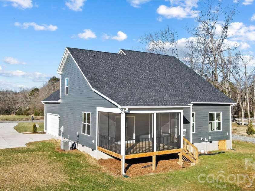 7513 Lancaster Highway, Waxhaw, NC 28173.  MLS# CAR4297548, YatesRealty ID 30537. 