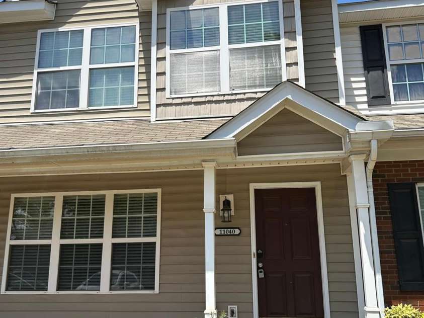 11040 Derryrush Drive, Charlotte, NC 28213.  MLS# CAR4393490, YatesRealty ID 30538. 