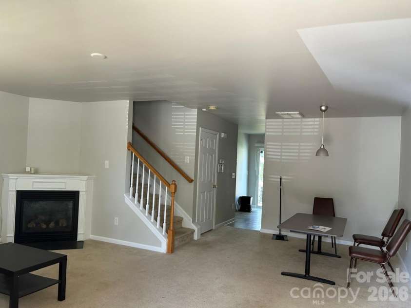 11040 Derryrush Drive, Charlotte, NC 28213.  MLS# CAR4393490, YatesRealty ID 30538. 