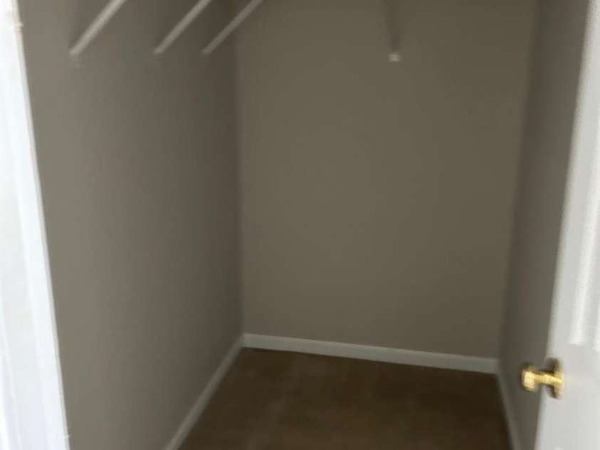 11040 Derryrush Drive, Charlotte, NC 28213.  MLS# CAR4393490, YatesRealty ID 30538. 