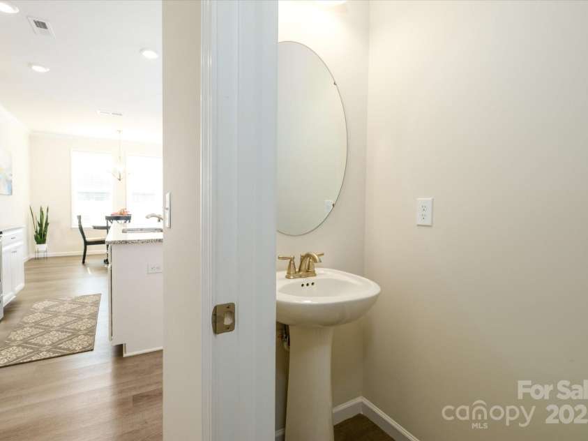 5027 American Bittern Lane, Charlotte, NC 28214.  MLS# CAR4283544, YatesRealty ID 30538. 