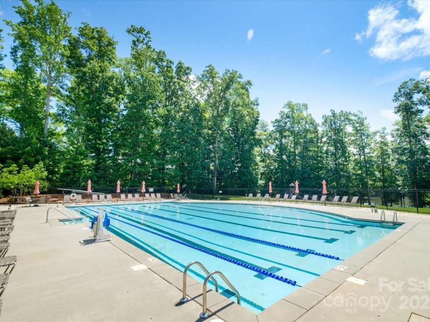 5027 American Bittern Lane, Charlotte, NC 28214.  MLS# CAR4283544, YatesRealty ID 30538. 