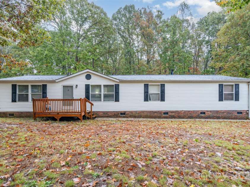 173 Deer Valley Drive, Cleveland, NC 27013.  MLS# CAR4316158, YatesRealty ID 3054. 