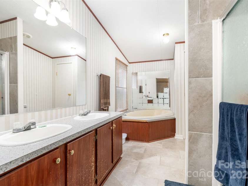 173 Deer Valley Drive, Cleveland, NC 27013.  MLS# CAR4316158, YatesRealty ID 3054. 