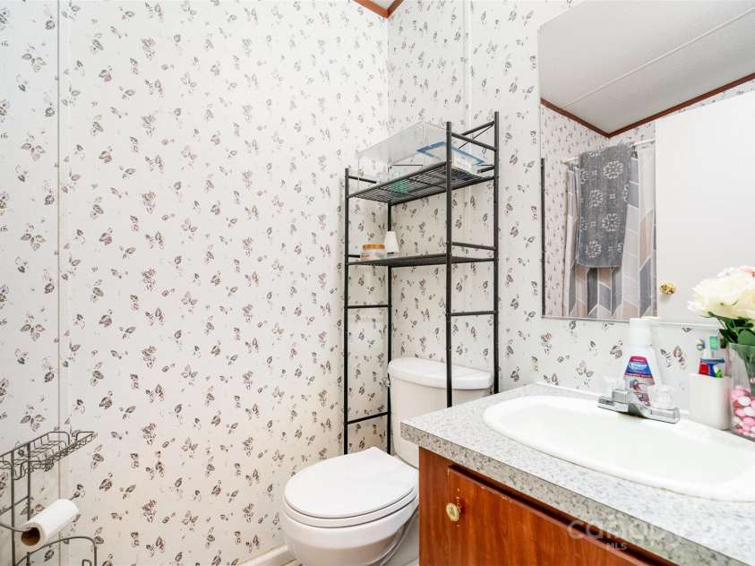 173 Deer Valley Drive, Cleveland, NC 27013.  MLS# CAR4316158, YatesRealty ID 3054. 