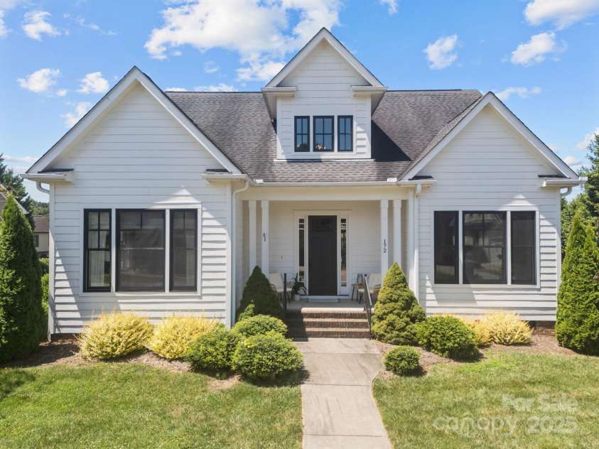 172 Birchbark Drive, Mills River, NC 28759.  MLS# CAR4282510, YatesRealty ID 30540. 