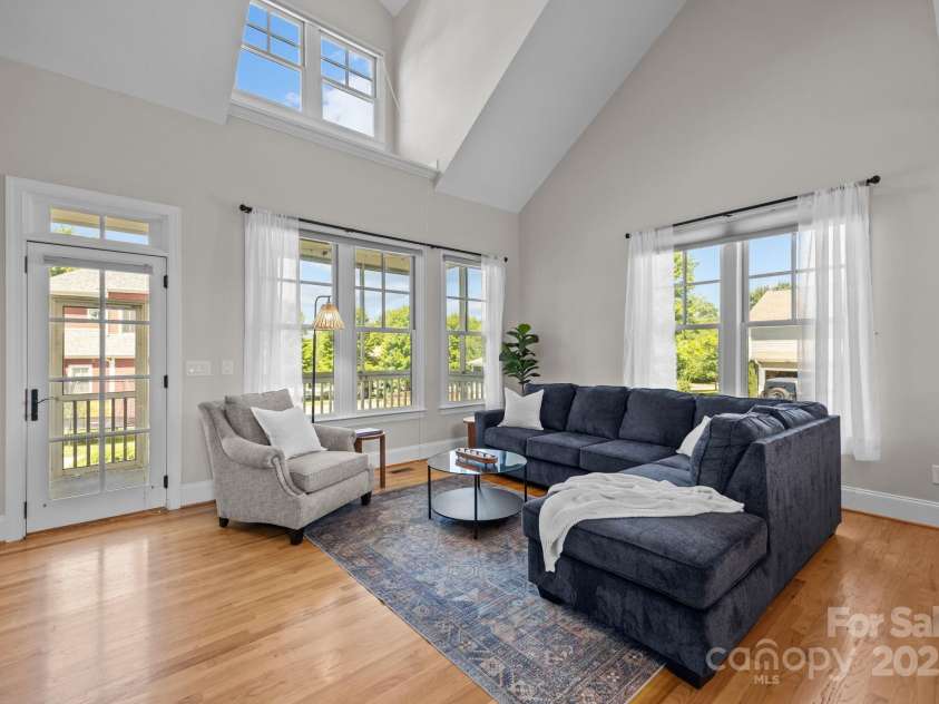 172 Birchbark Drive, Mills River, NC 28759.  MLS# CAR4282510, YatesRealty ID 30540. 