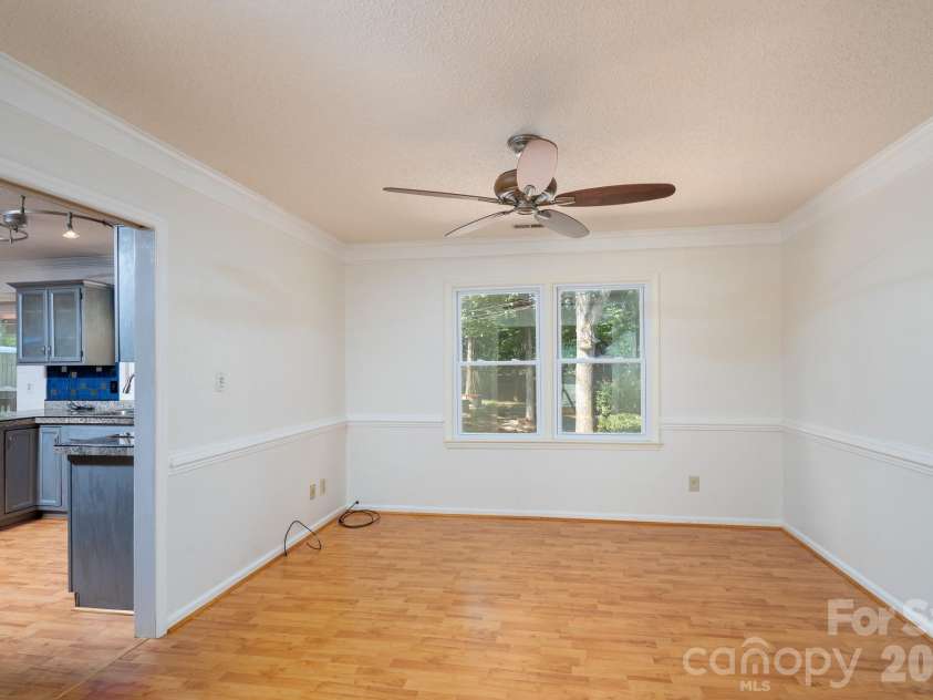 11220 Shandon Way Lane, Charlotte, NC 28262.  MLS# CAR4391284, YatesRealty ID 30541. 