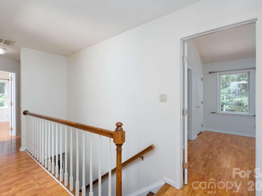 11220 Shandon Way Lane, Charlotte, NC 28262.  MLS# CAR4391284, YatesRealty ID 30541. 