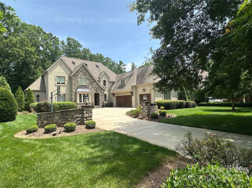 7816 Clovervale Drive, Waxhaw, NC 28173.  MLS# CAR4280894, YatesRealty ID 30541. 