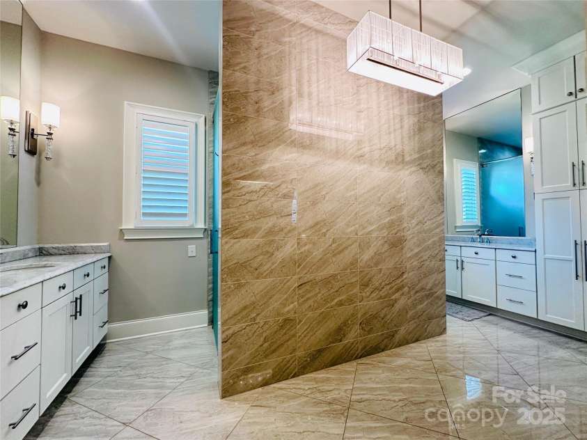 7816 Clovervale Drive, Waxhaw, NC 28173.  MLS# CAR4280894, YatesRealty ID 30541. 