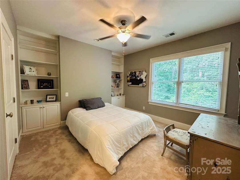 7816 Clovervale Drive, Waxhaw, NC 28173.  MLS# CAR4280894, YatesRealty ID 30541. 