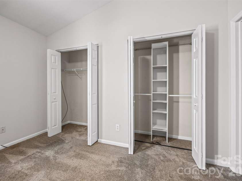 8117 Circle Tree Lane, Charlotte, NC 28277.  MLS# CAR4383359, YatesRealty ID 30542. Double closets in primary