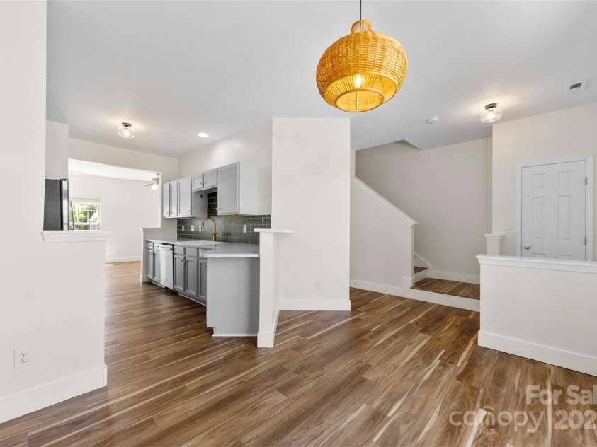 5000 Riverbed Lane, Cramerton, NC 28032.  MLS# CAR4285142, YatesRealty ID 30543. 