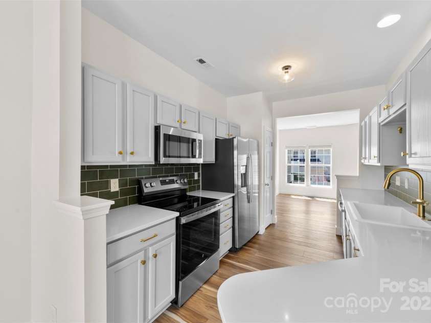 5000 Riverbed Lane, Cramerton, NC 28032.  MLS# CAR4285142, YatesRealty ID 30543. 