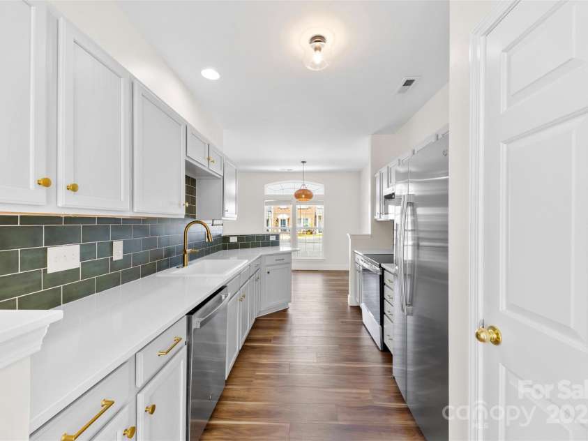 5000 Riverbed Lane, Cramerton, NC 28032.  MLS# CAR4285142, YatesRealty ID 30543. 