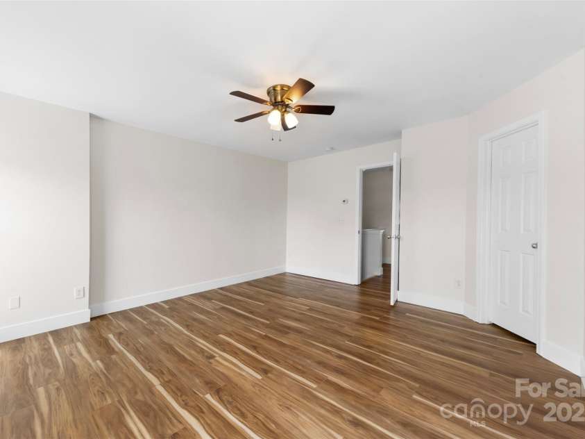 5000 Riverbed Lane, Cramerton, NC 28032.  MLS# CAR4285142, YatesRealty ID 30543. 