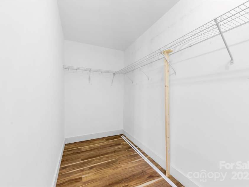 5000 Riverbed Lane, Cramerton, NC 28032.  MLS# CAR4285142, YatesRealty ID 30543. 