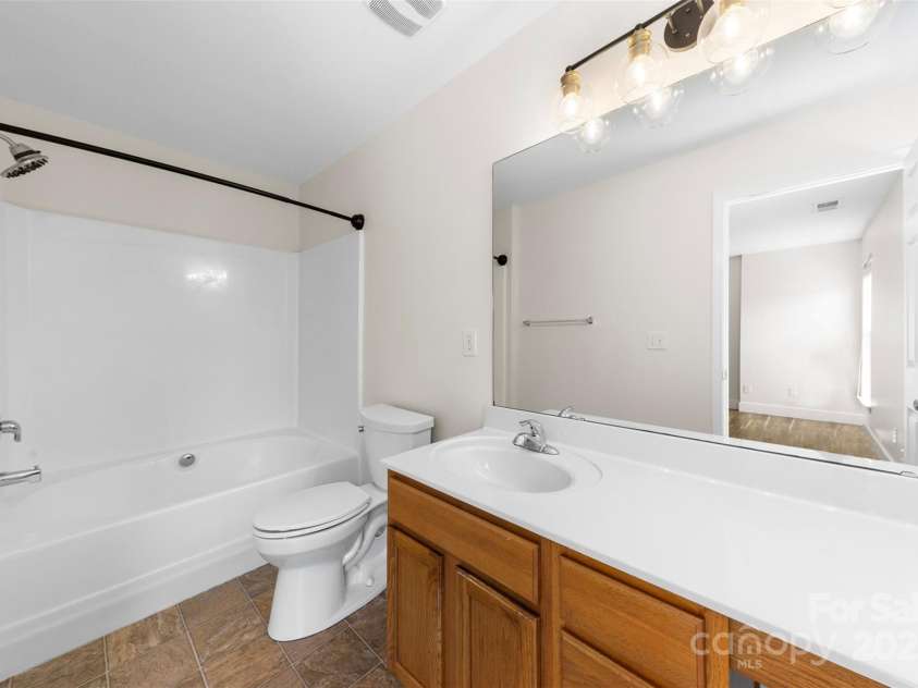 5000 Riverbed Lane, Cramerton, NC 28032.  MLS# CAR4285142, YatesRealty ID 30543. 