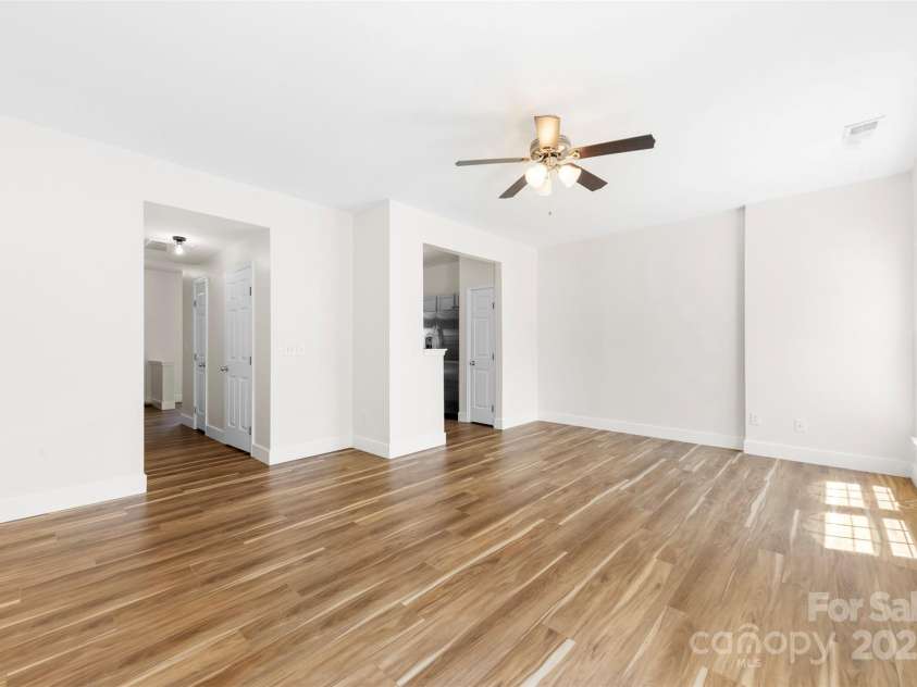 5000 Riverbed Lane, Cramerton, NC 28032.  MLS# CAR4285142, YatesRealty ID 30543. 