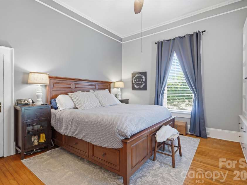 502 Ridge Avenue, Kannapolis, NC 28083.  MLS# CAR4390165, YatesRealty ID 30543. Primary Bedroom