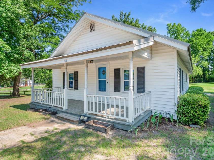 208 Church Street, Jefferson, SC 29718.  MLS# CAR4393345, YatesRealty ID 30544. 