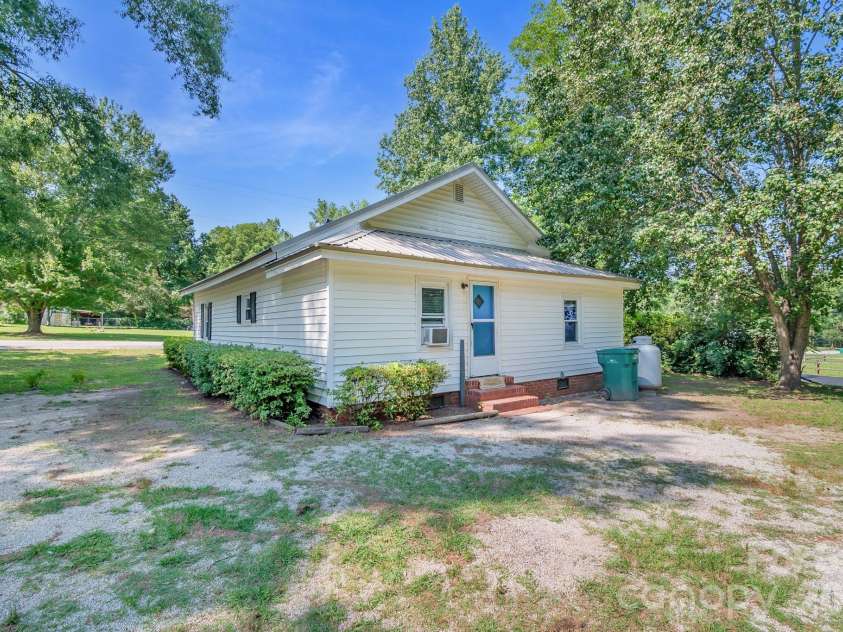 208 Church Street, Jefferson, SC 29718.  MLS# CAR4393345, YatesRealty ID 30544. 