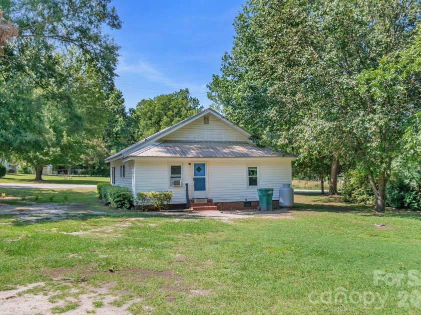 208 Church Street, Jefferson, SC 29718.  MLS# CAR4393345, YatesRealty ID 30544. 