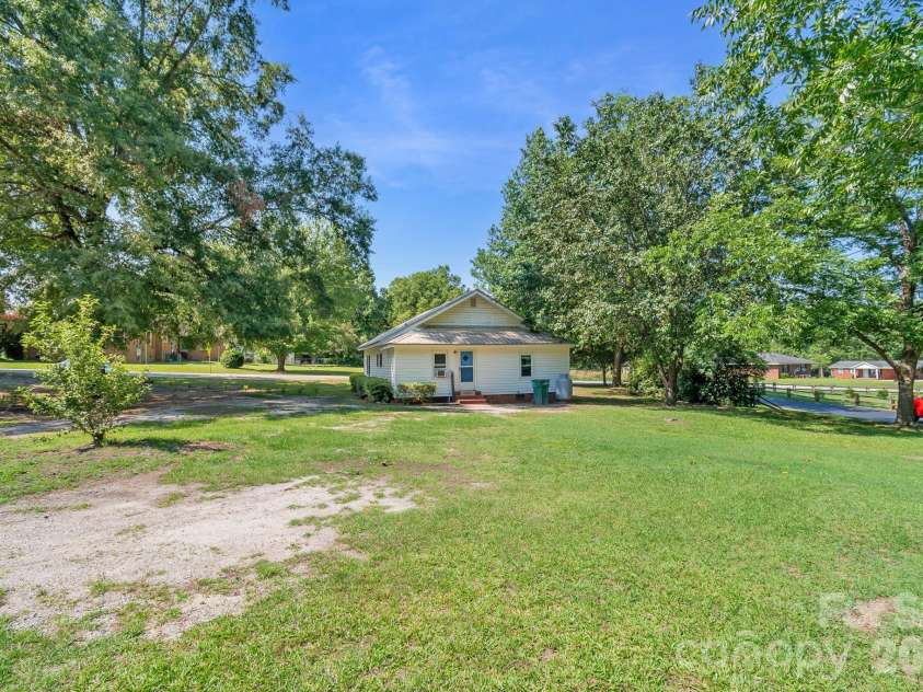 208 Church Street, Jefferson, SC 29718.  MLS# CAR4393345, YatesRealty ID 30544. 