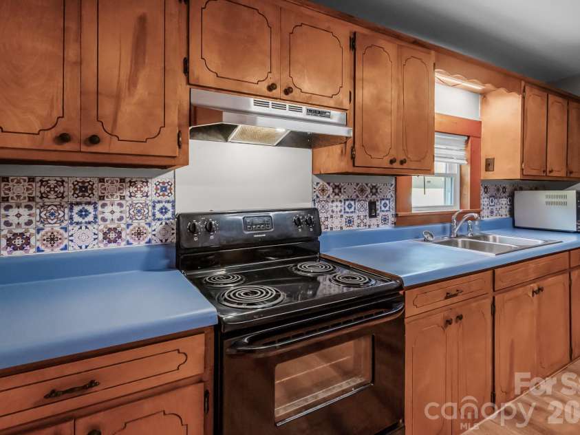 208 Church Street, Jefferson, SC 29718.  MLS# CAR4393345, YatesRealty ID 30544. 