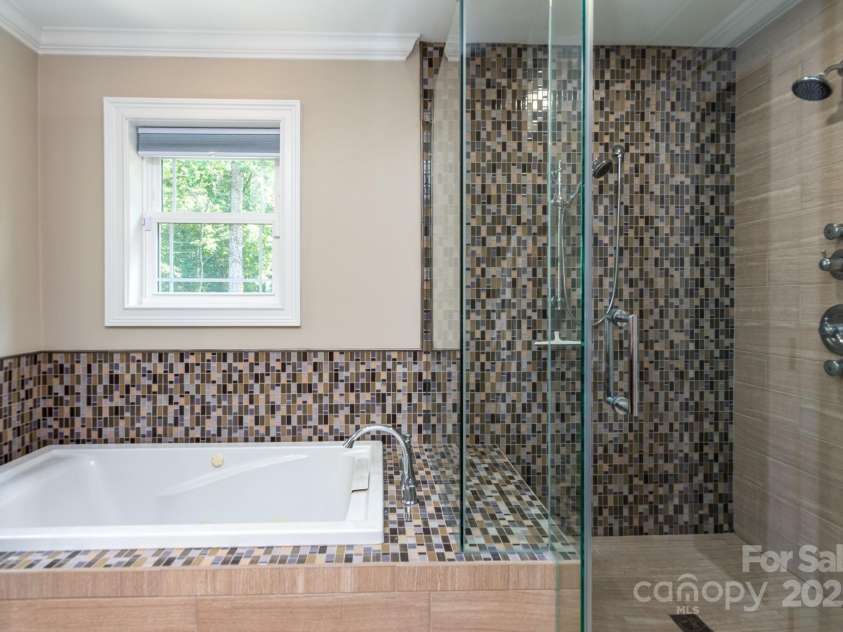 7144 Lynbrook Creek Road, Denver, NC 28037.  MLS# CAR4279816, YatesRealty ID 30544. 